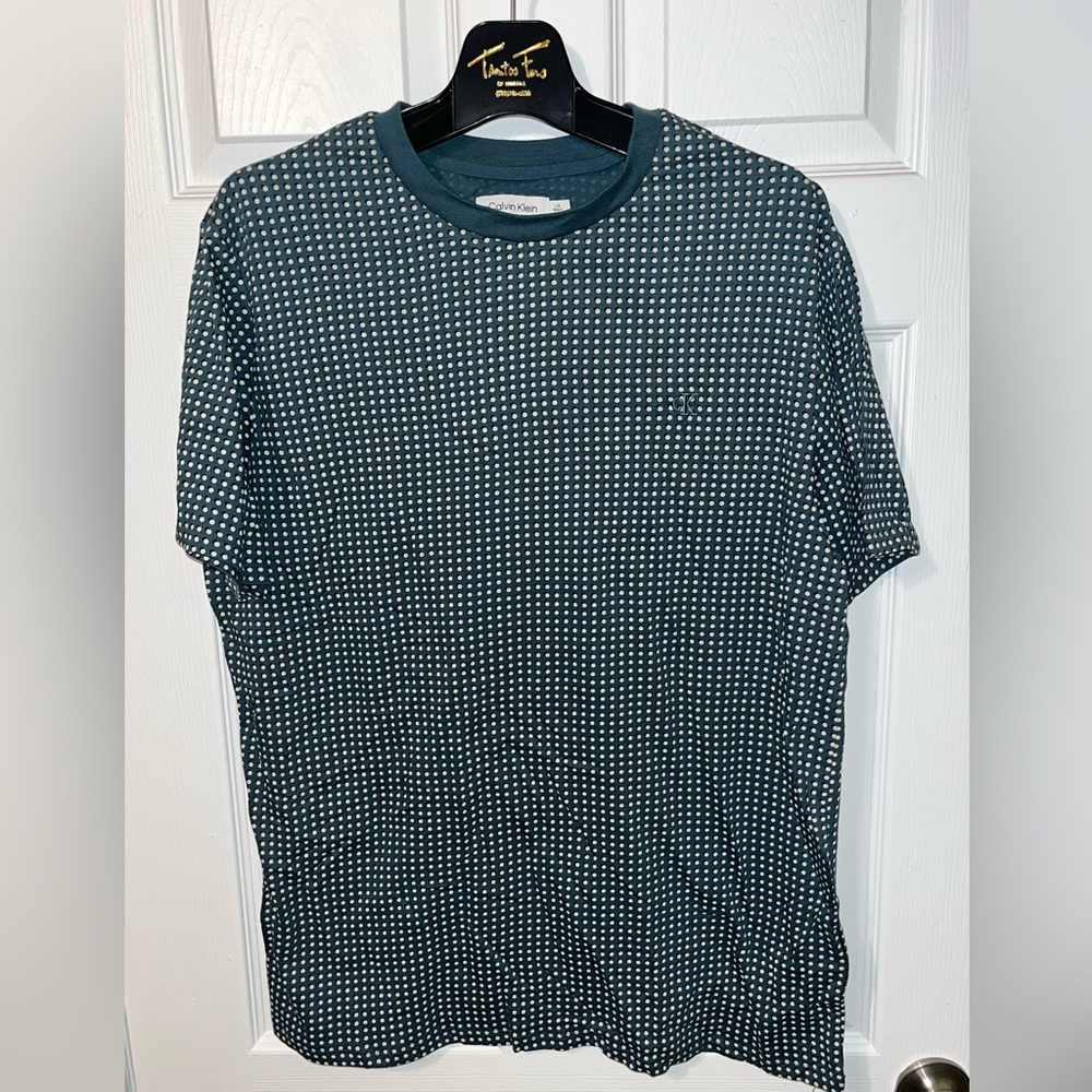Calvin Klein Men's Short Sleeve Blue and White Tee
